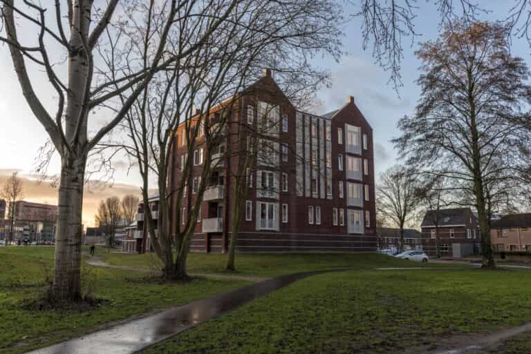 83 huurwoningen, – appartementen en koopwoningen de Venen
