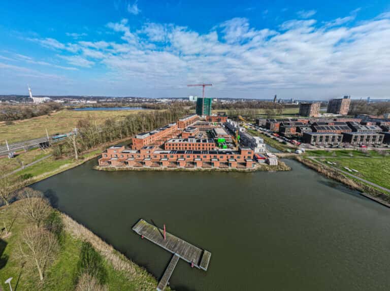 Huurwoningen en eerste koopwoningen Sluiseiland Arnhem opgeleverd