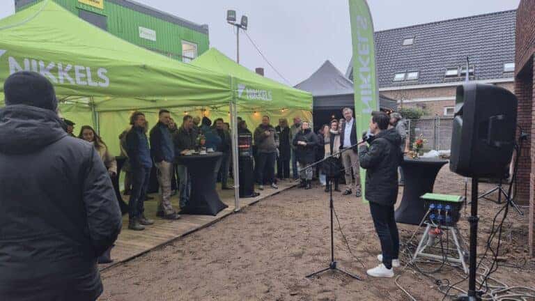 Feestelijk moment 15 koopappartementen Dennenbosch