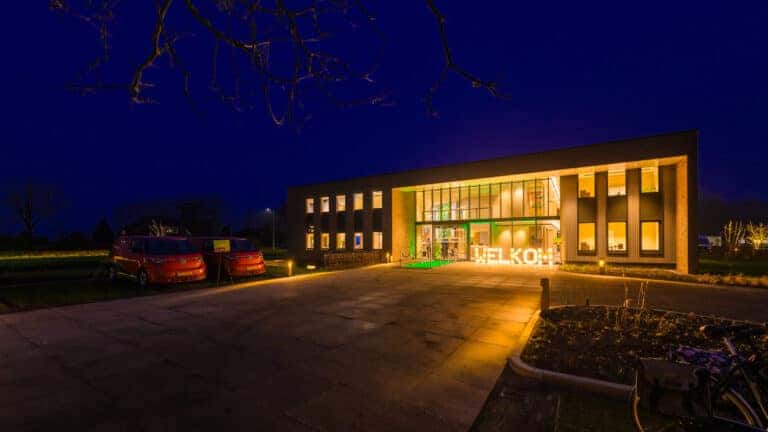 Feestje bij Nikkels: “Open Huis” vernieuwd kantoor