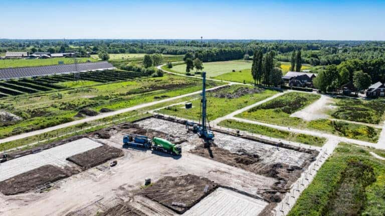 Eerste palen de grond in bij Roosterkwartier