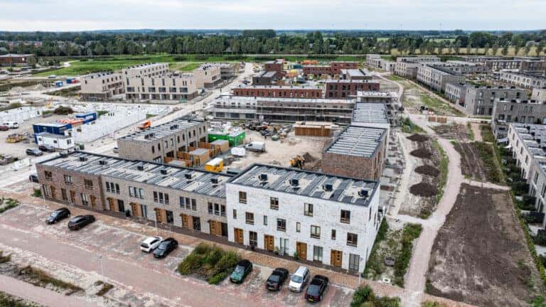 Eerste koopwoningen Carré Zwolle richting oplevering