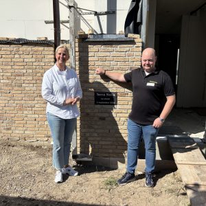 Nieuwe bewoners met eerste steen