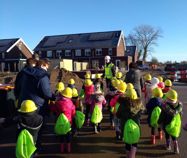 Bouwbezoek kinderen